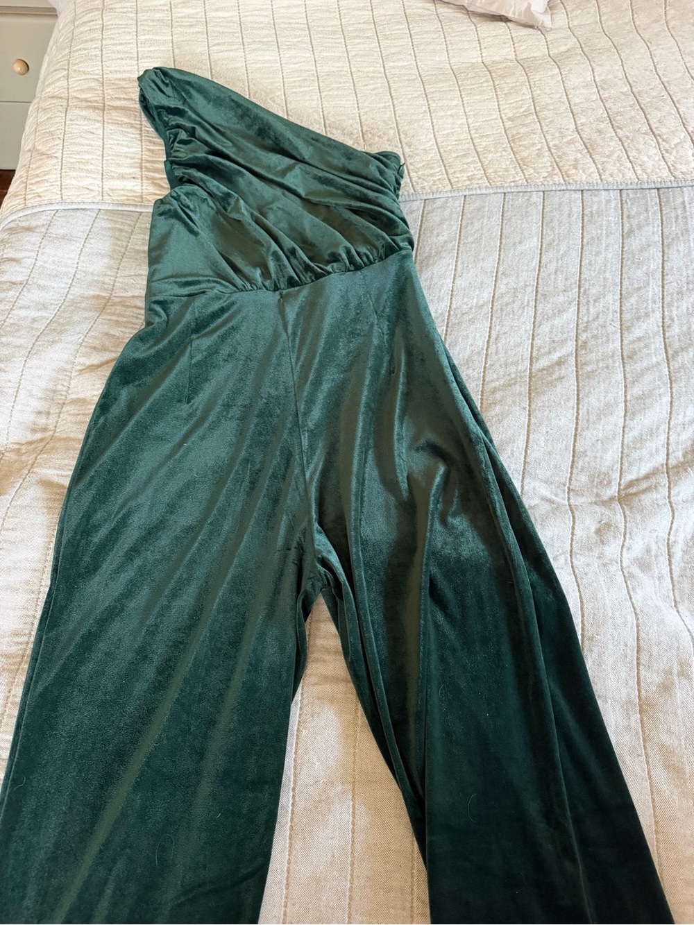Express Emerald Green One-Shoulder Velvet Jumpsuit